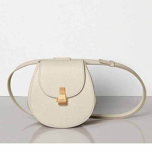 人気!【ボッテガヴェネタ】2Way レザー ラウンド ベルトバッグ偽物 576643VMAO28633